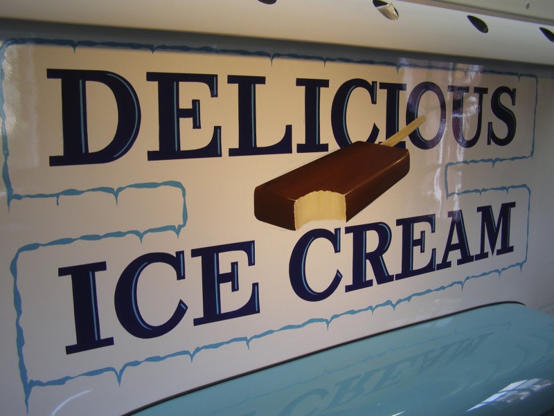 Classic Ice Cream truck lettering 